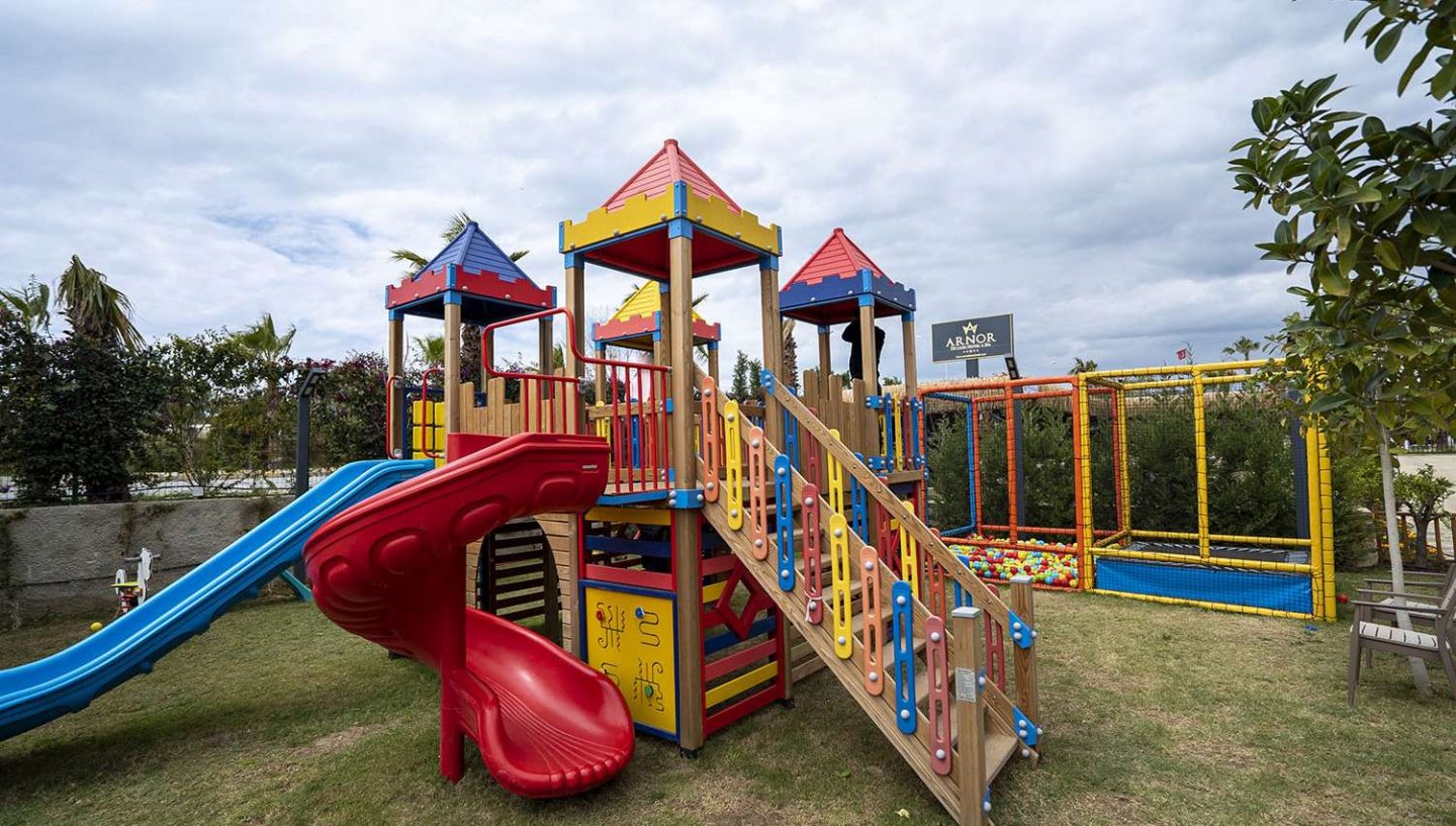 Arnor Deluxe Hotel & SPA