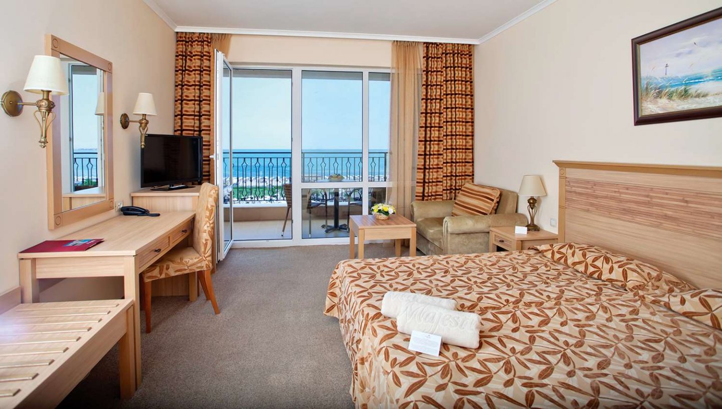 DIT Majestic Beach Resort