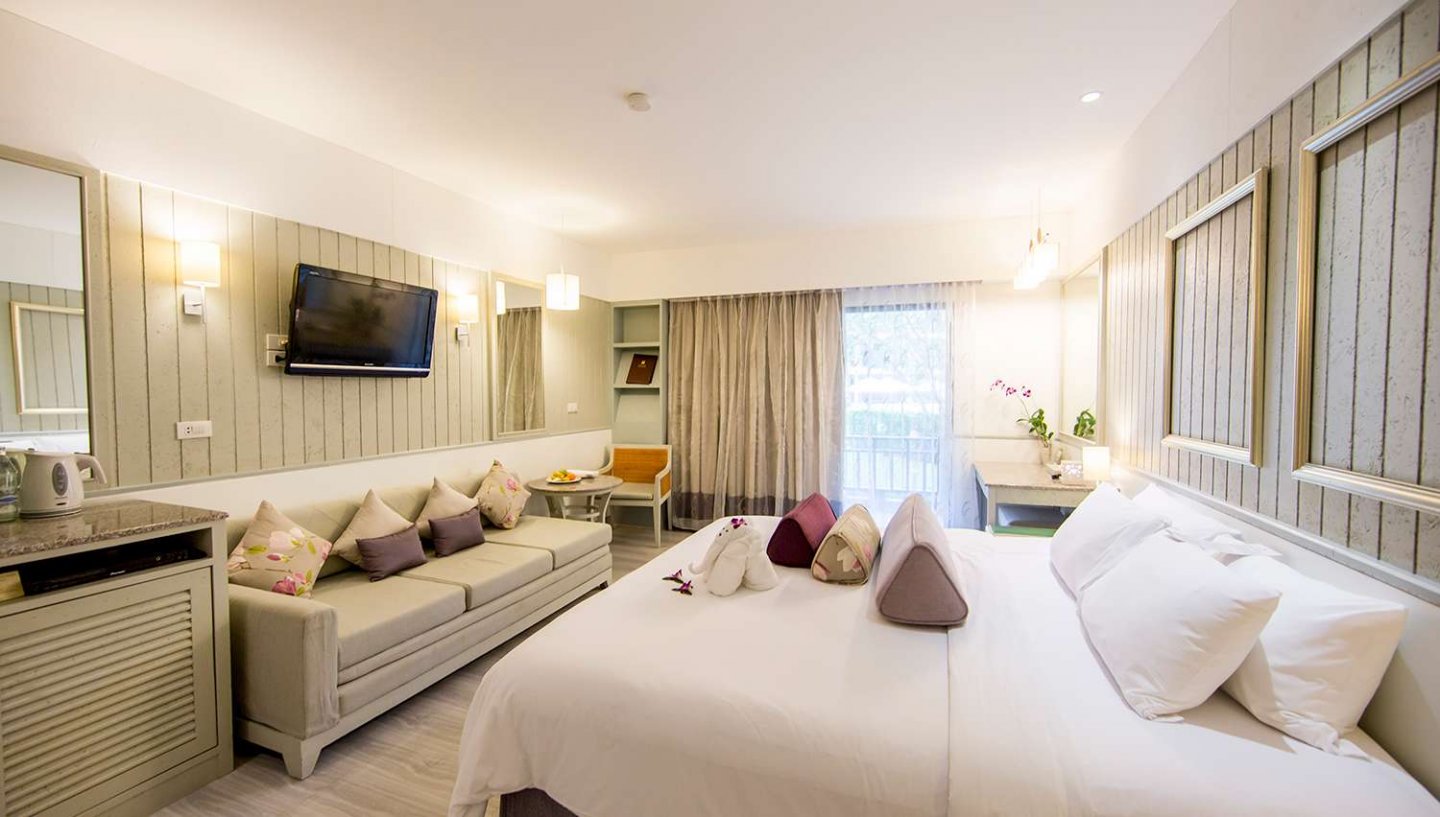 Katathani Phuket Beach Resort