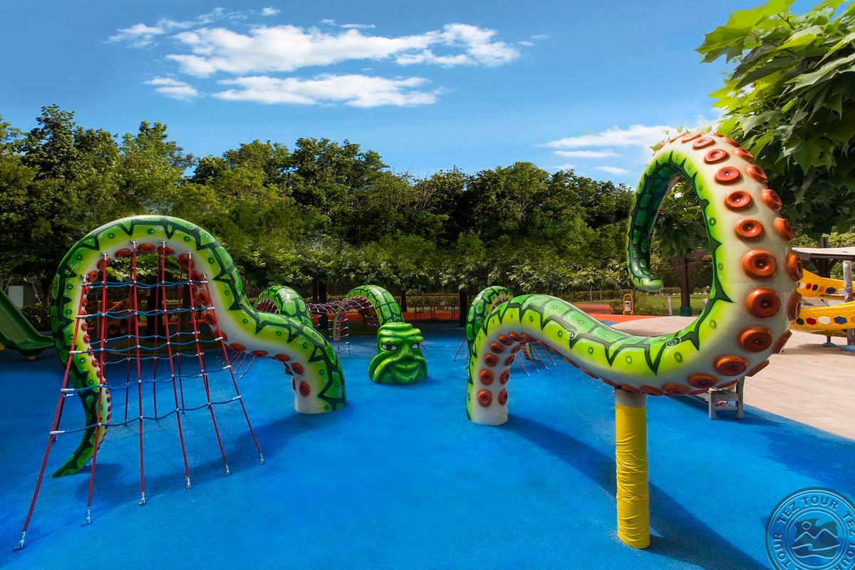 CALISTA LUXURY RESORT