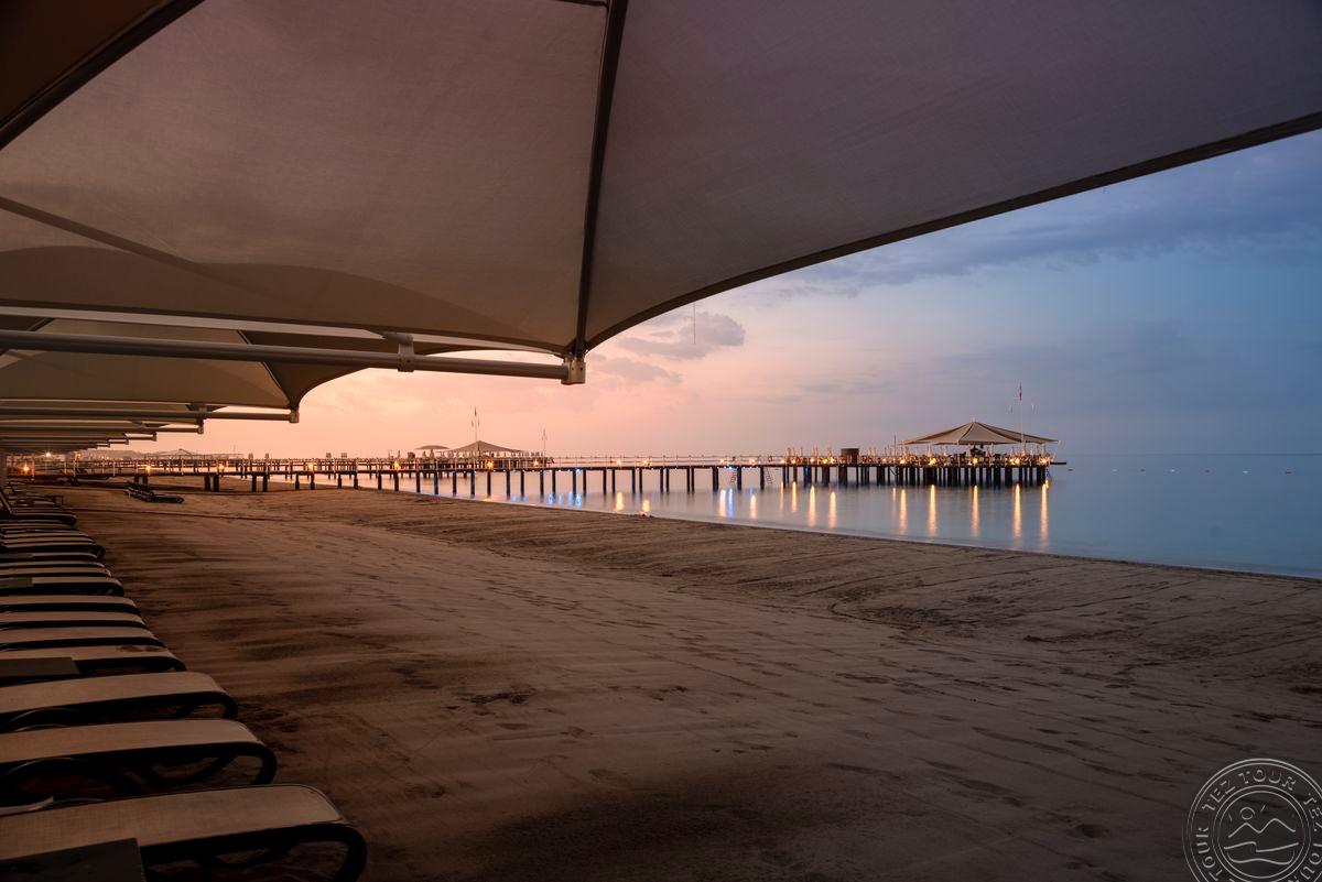 CALISTA LUXURY RESORT