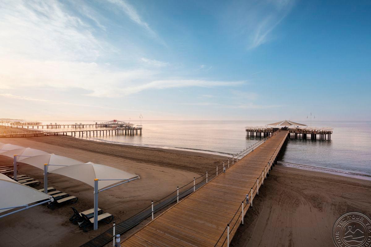 CALISTA LUXURY RESORT