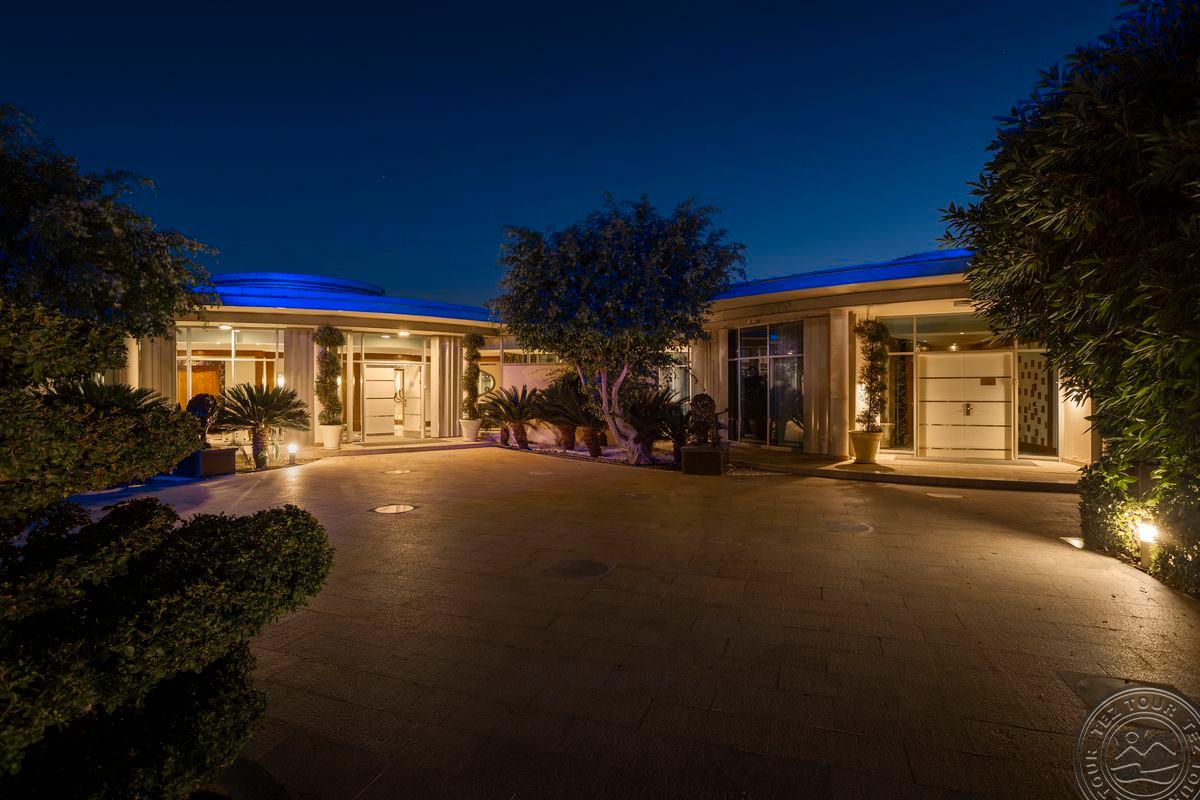 CALISTA LUXURY RESORT