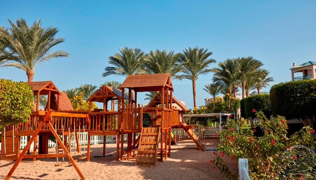 CORAL SEA HOLIDAY RESORT & AQUA PARK