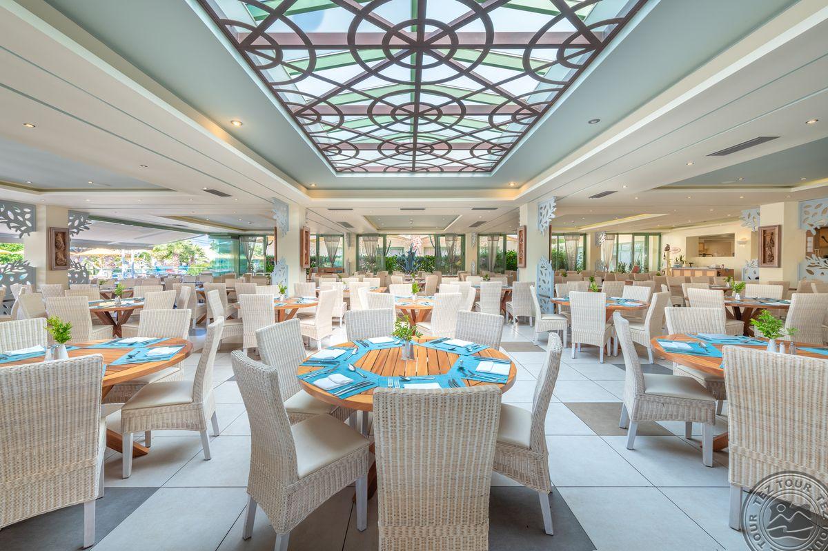 STAR BEACH VILLAGE & WATER PARK