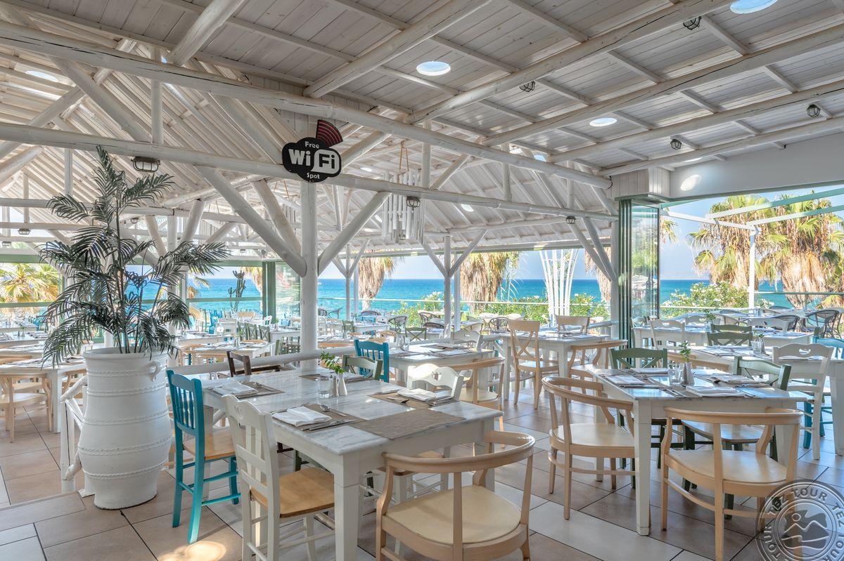 STAR BEACH VILLAGE & WATER PARK