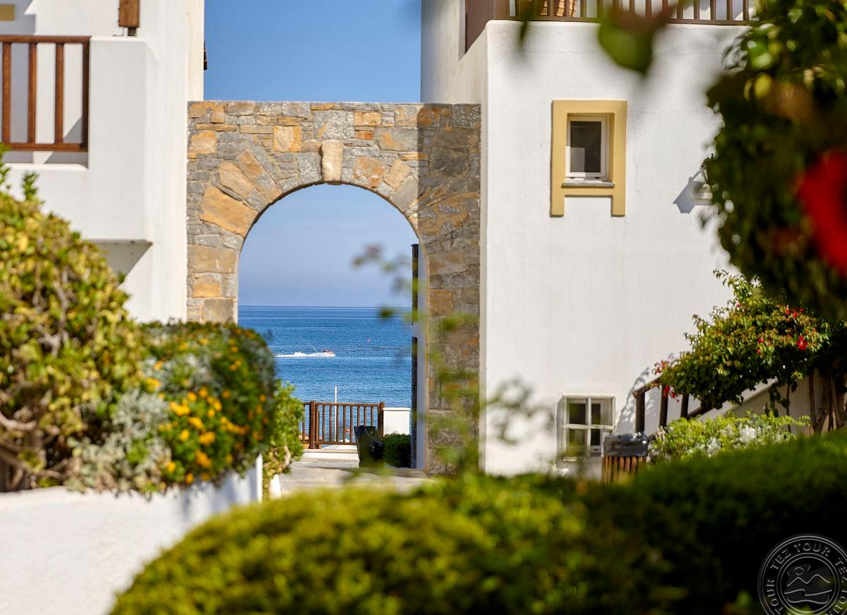 ALEXANDER BEACH HOTEL & VILLAGE RESORT