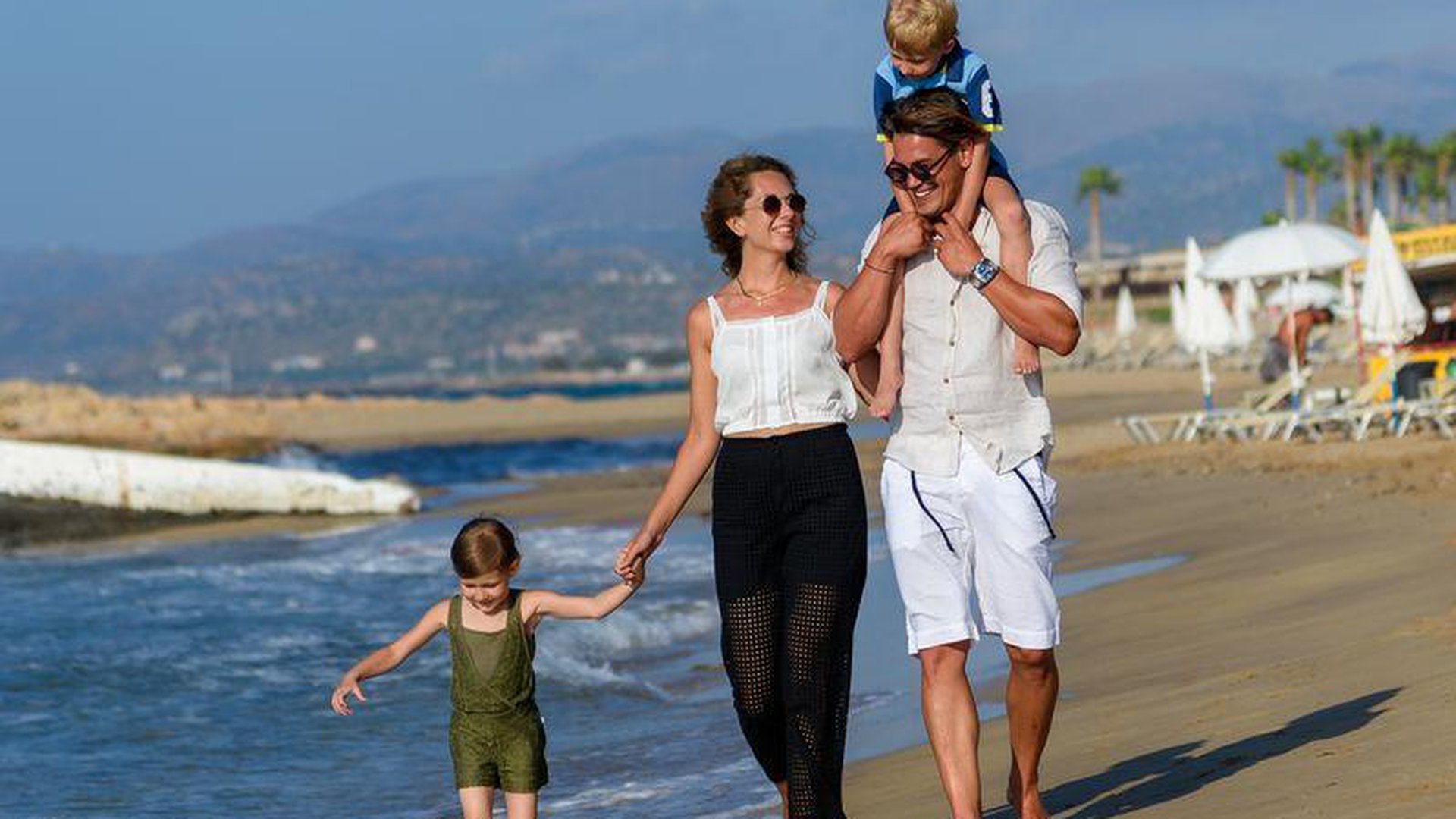 ALEXANDER BEACH HOTEL & VILLAGE RESORT