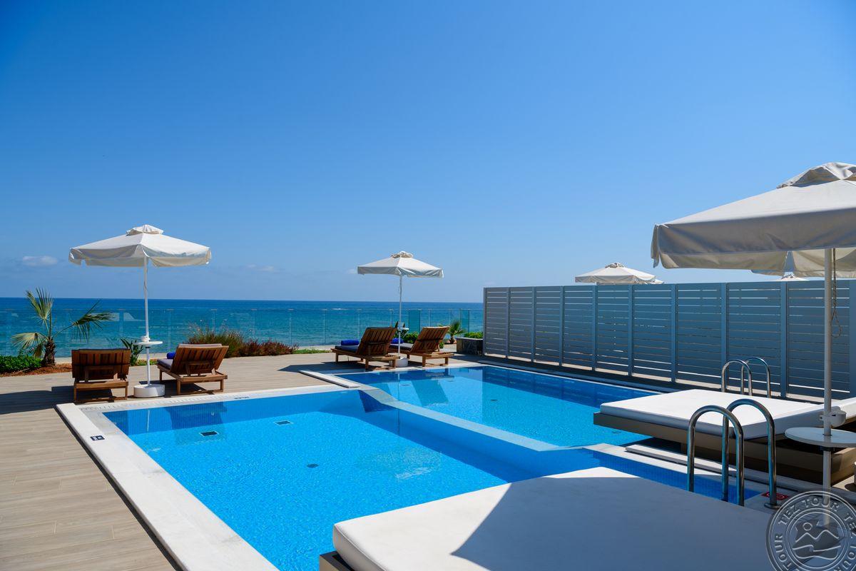 ALEXANDER BEACH HOTEL & VILLAGE RESORT