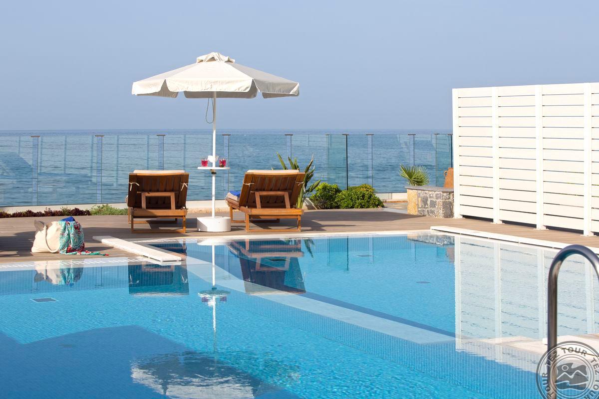 ALEXANDER BEACH HOTEL & VILLAGE RESORT