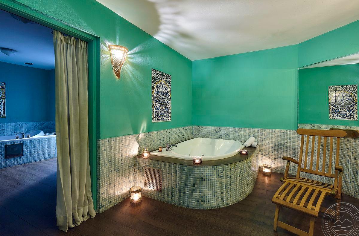 ALEXANDER BEACH HOTEL & VILLAGE RESORT