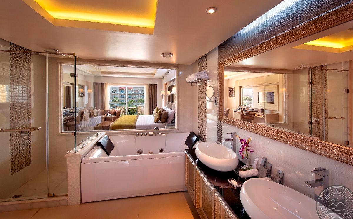 PREMIER LE REVE HOTEL & SPA