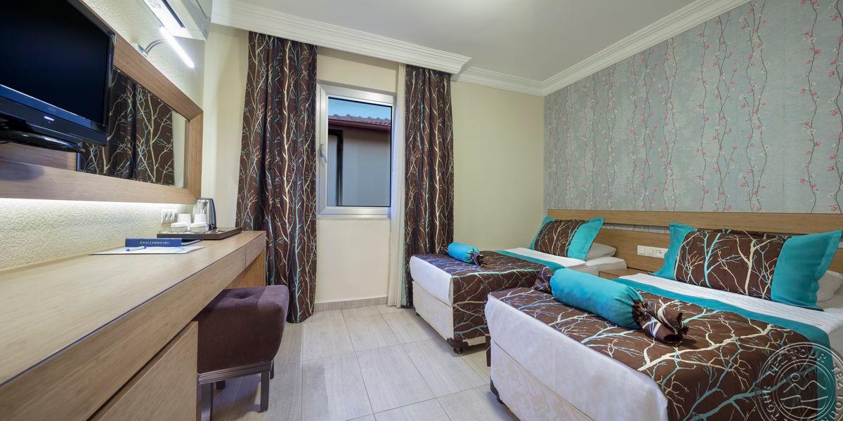 SAPHIR HOTEL & VILLAS