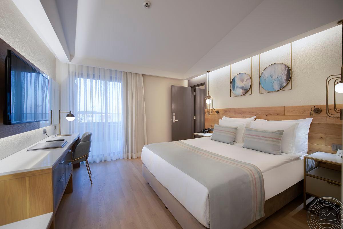 MIRAMARE BEACH HOTEL