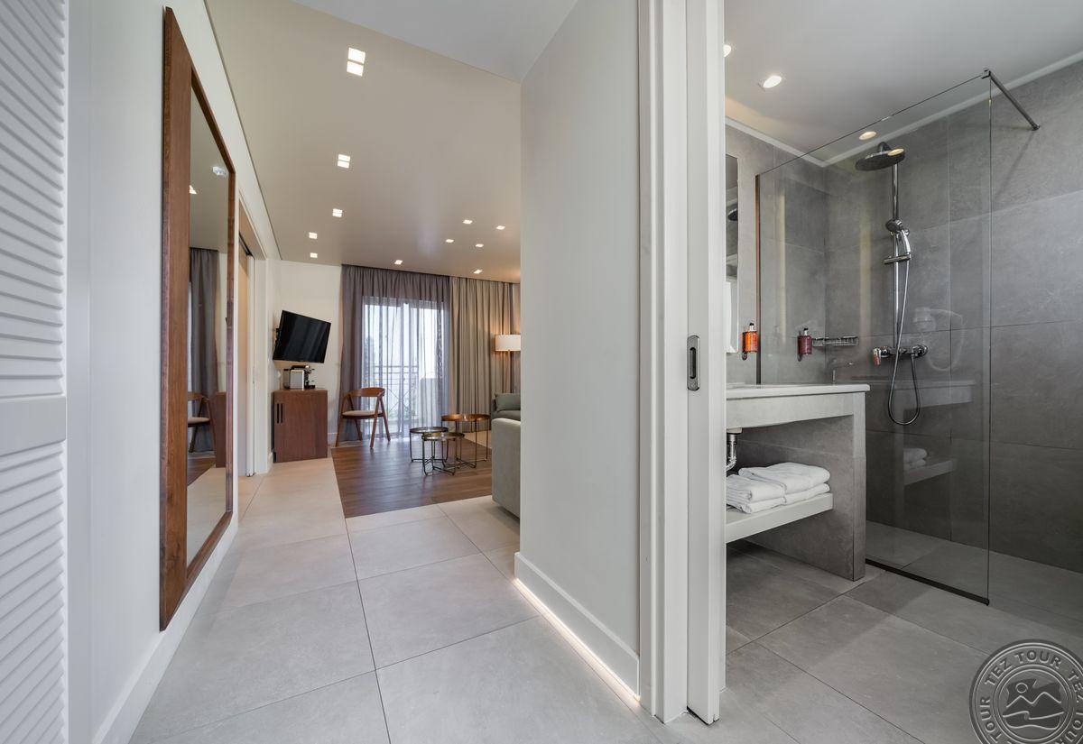 MAREBLUE BEACH RESORT