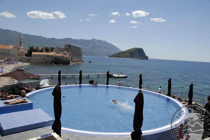 AVALA RESORT & VILLAS