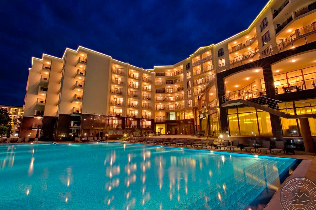 GOLDEN LINE APARTHOTEL