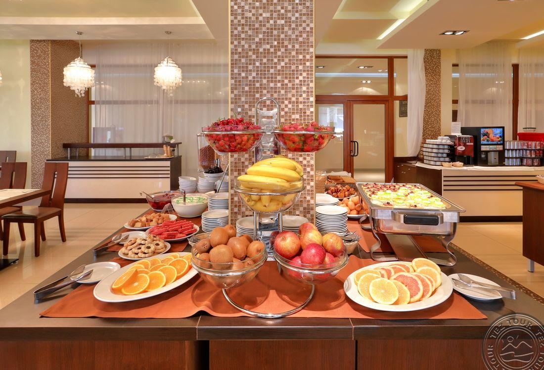 GOLDEN LINE APARTHOTEL