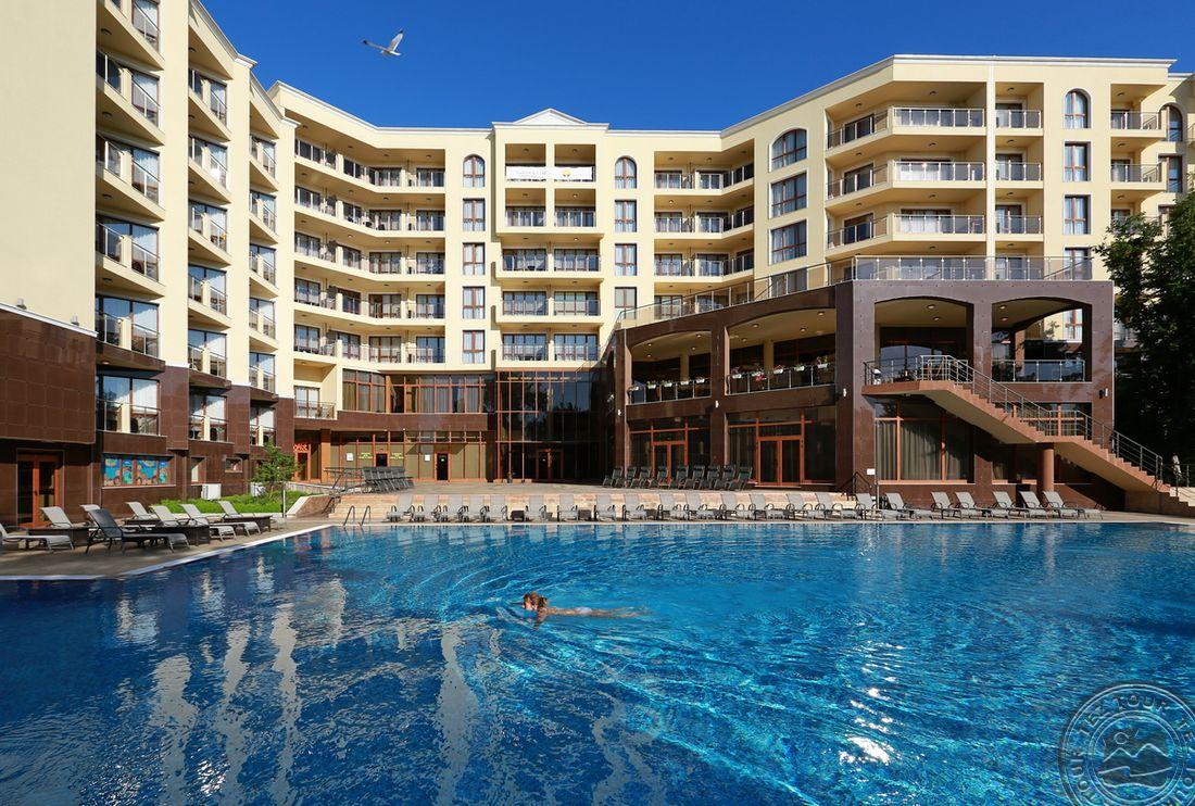 GOLDEN LINE APARTHOTEL