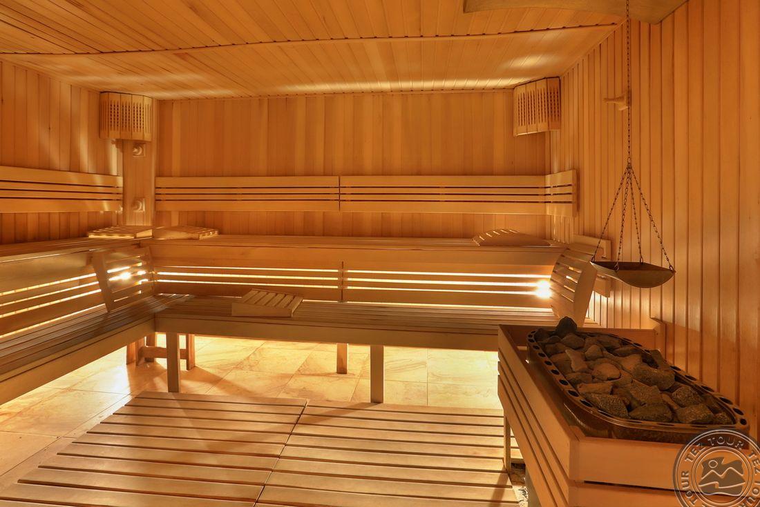 GOLDEN LINE APARTHOTEL