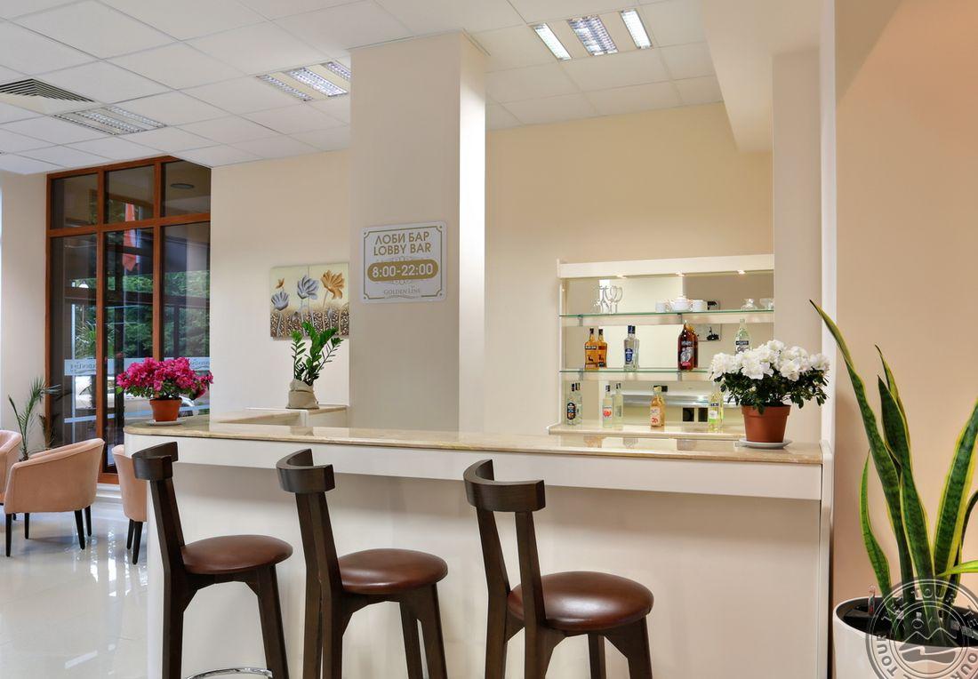 GOLDEN LINE APARTHOTEL