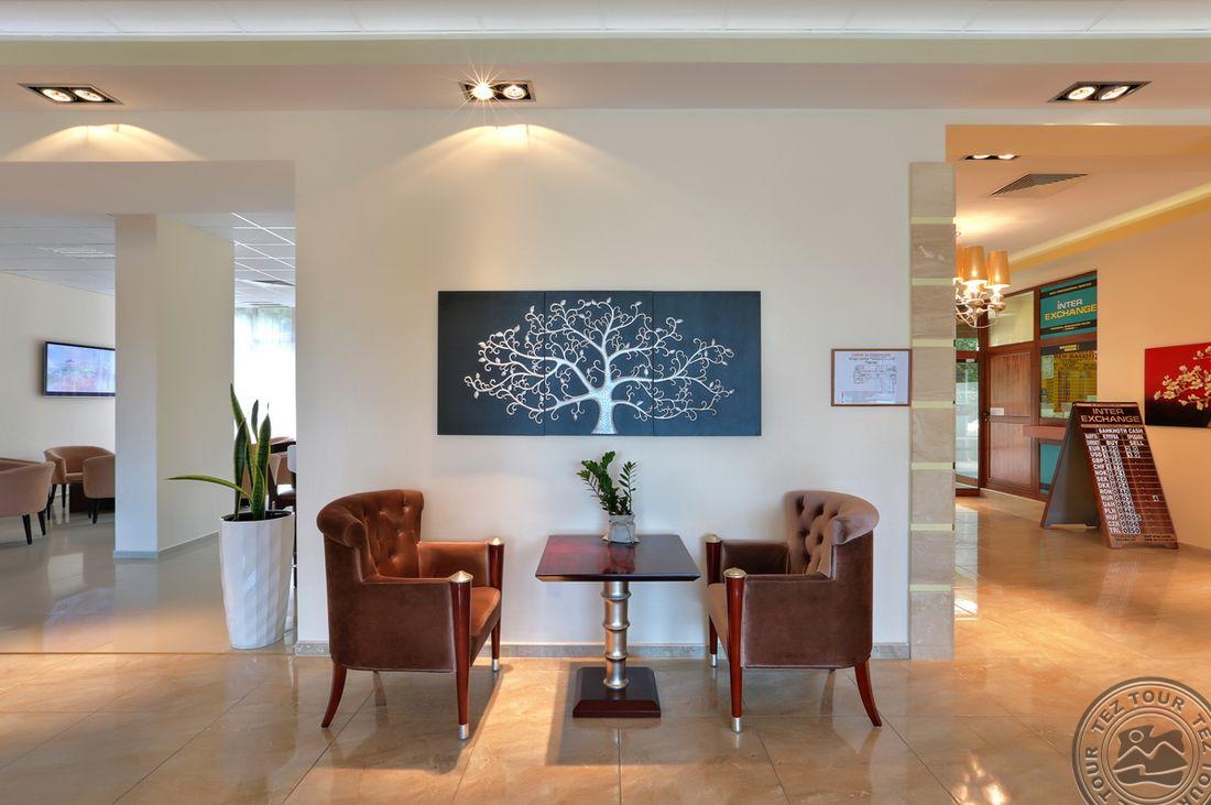 GOLDEN LINE APARTHOTEL