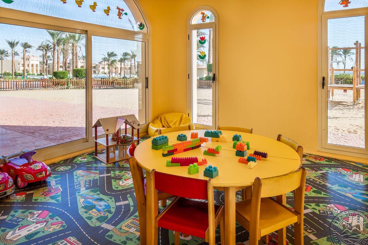 CLEOPATRA LUXURY RESORT MAKADI BAY