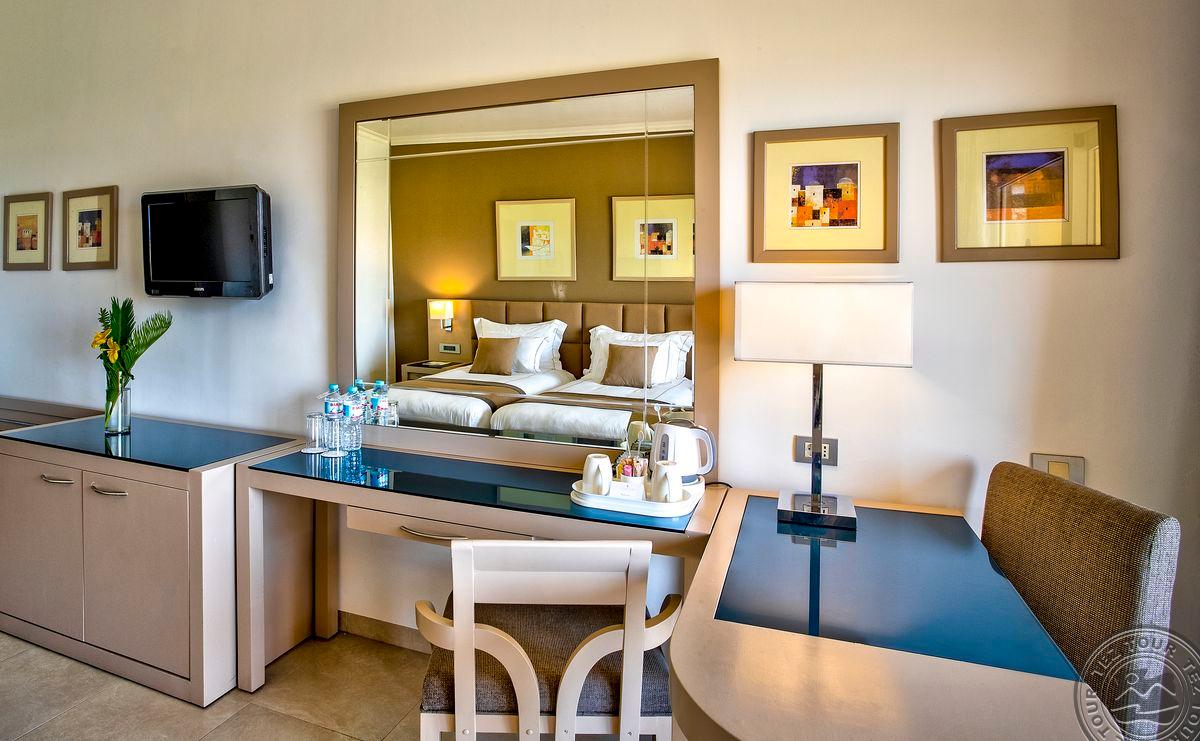 CLEOPATRA LUXURY RESORT MAKADI BAY