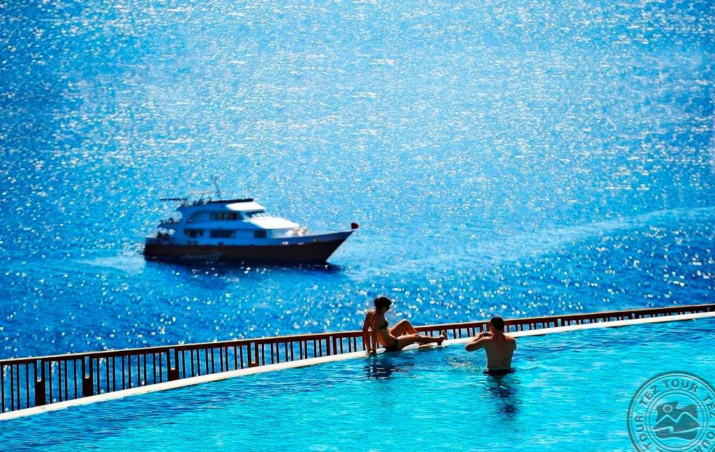 REEF OASIS BLUE BAY RESORT & SPA