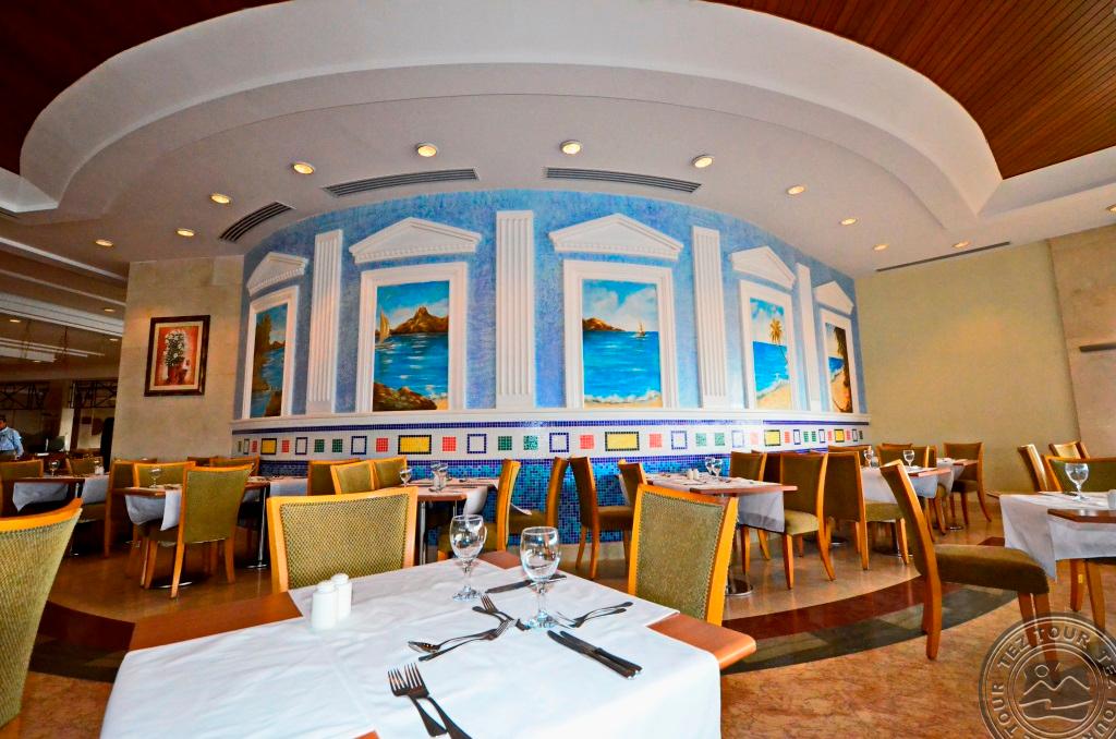 REEF OASIS BLUE BAY RESORT & SPA