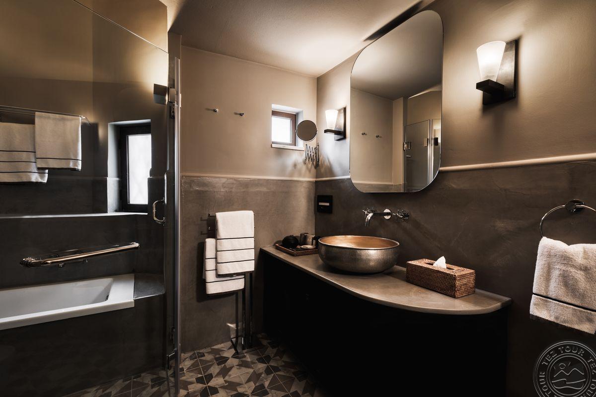 DOMES OF ELOUNDA, AUTOGRAPH COLLECTION