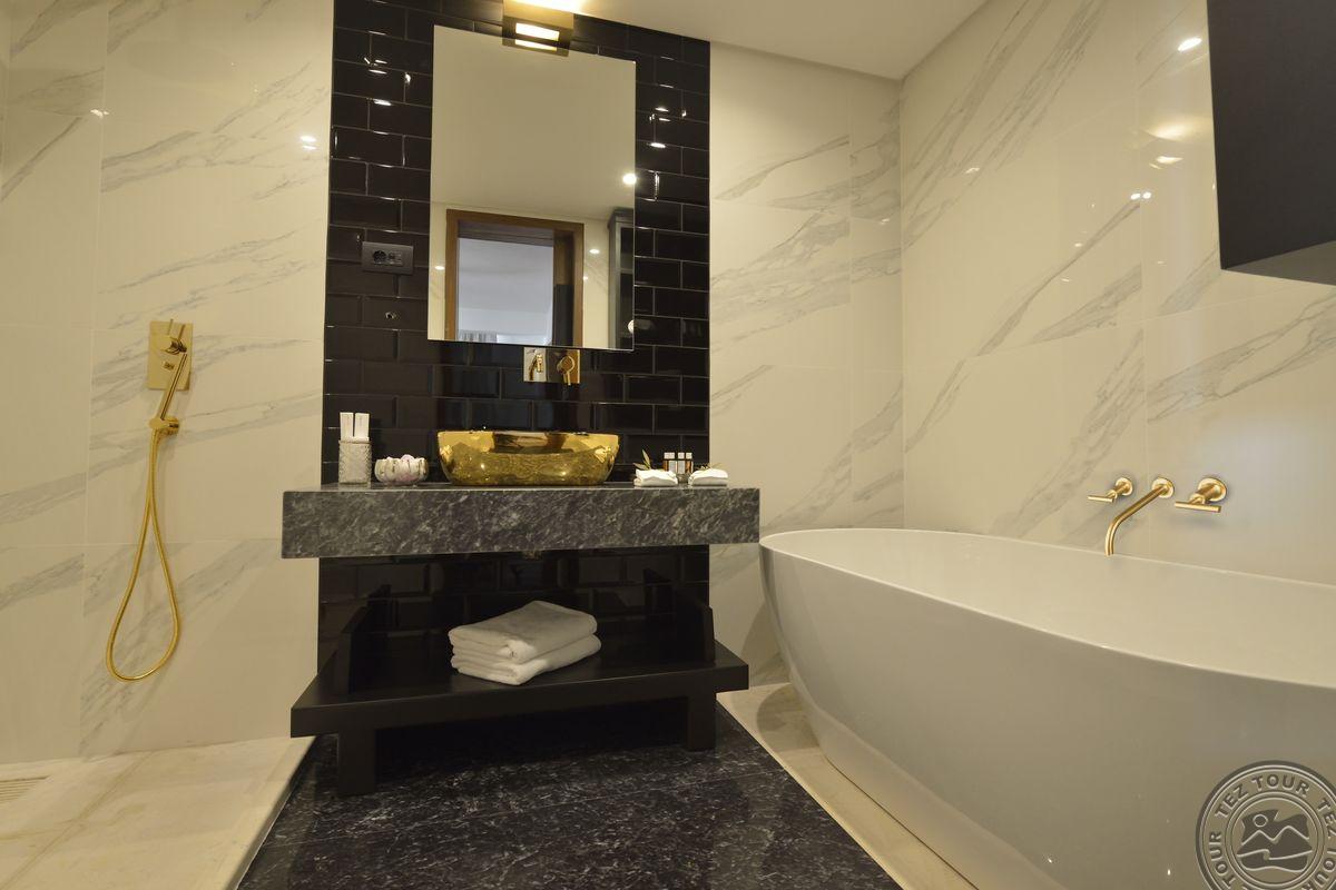 DOMES OF ELOUNDA, AUTOGRAPH COLLECTION