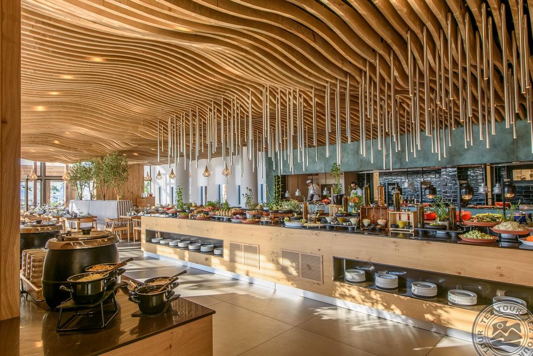 STELLA ISLAND LUXURY RESORT & SPA