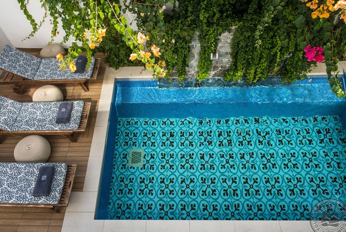 ENORME SERENITY SPRITZ