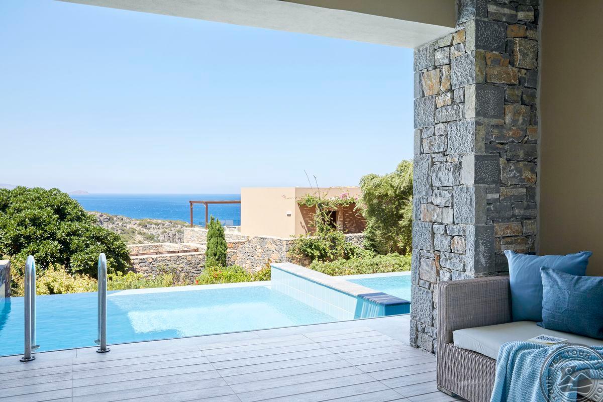 DAIOS COVE