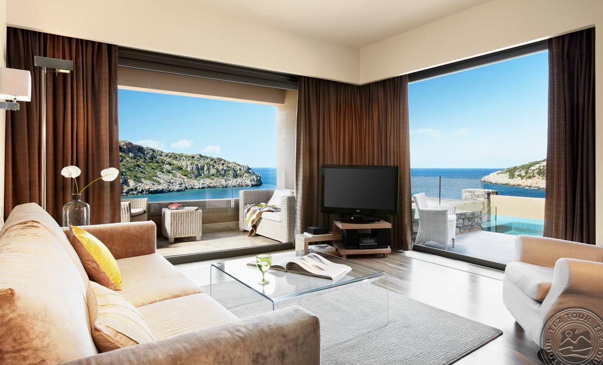 DAIOS COVE