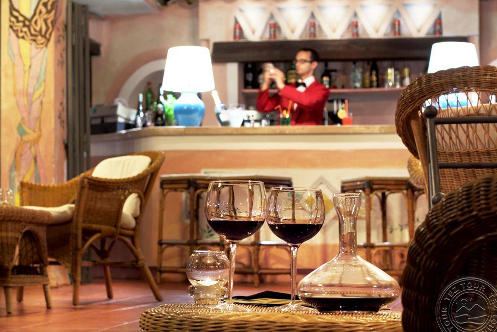 COLONNA BEACH HOTEL&RESIDENCE