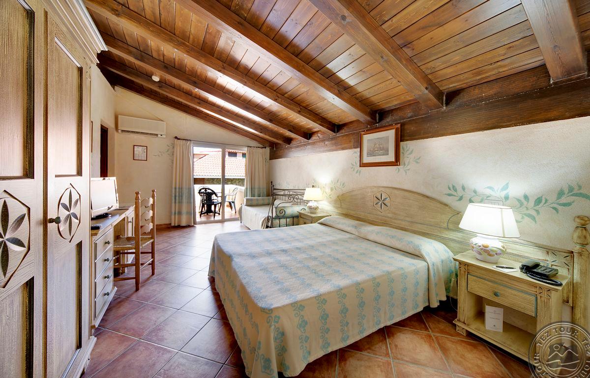 COLONNA BEACH HOTEL&RESIDENCE