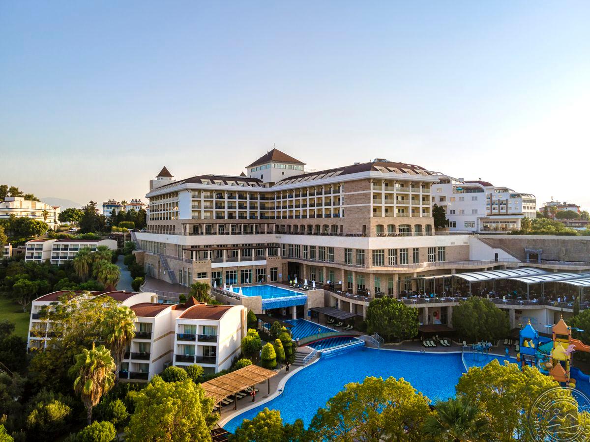 HORUS PARADISE LUXURY RESORT