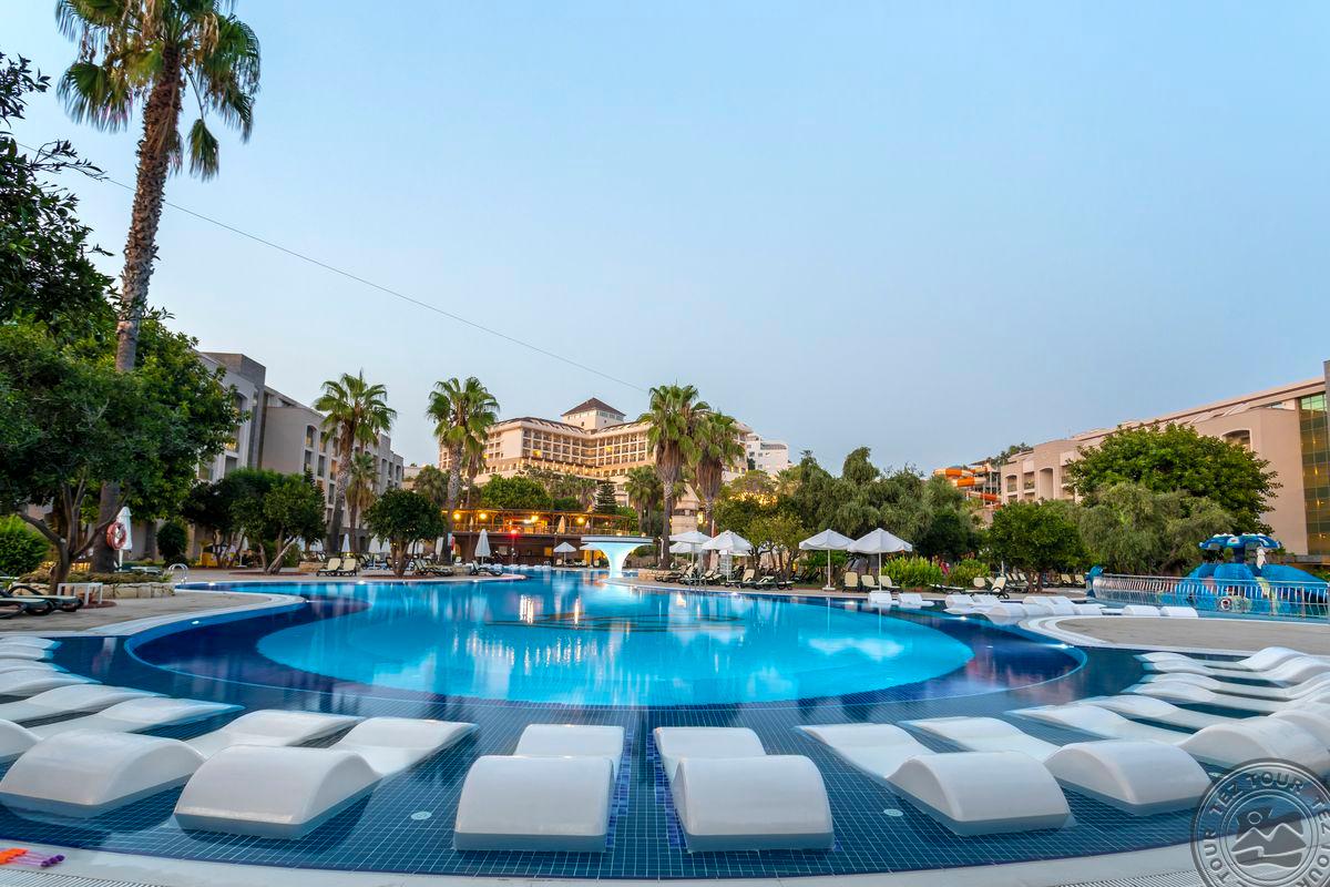 HORUS PARADISE LUXURY RESORT