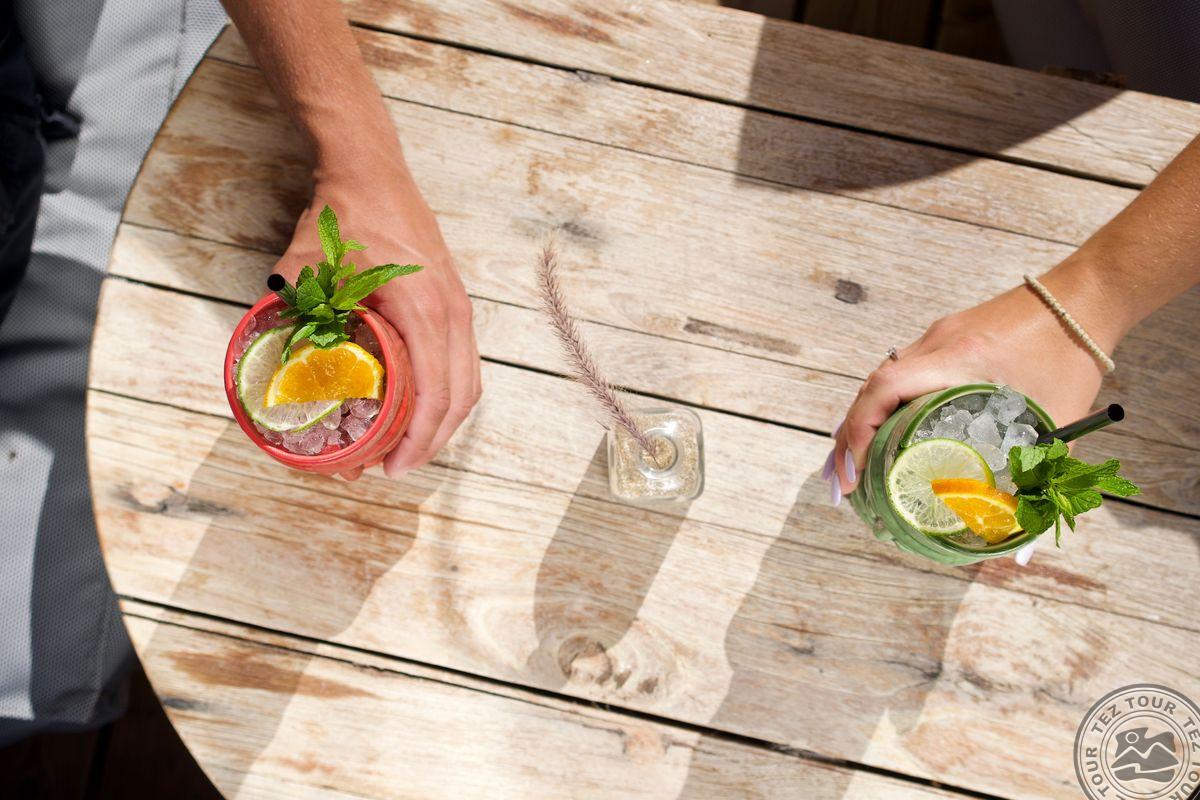 ENORME AMMOS BEACH RESORT