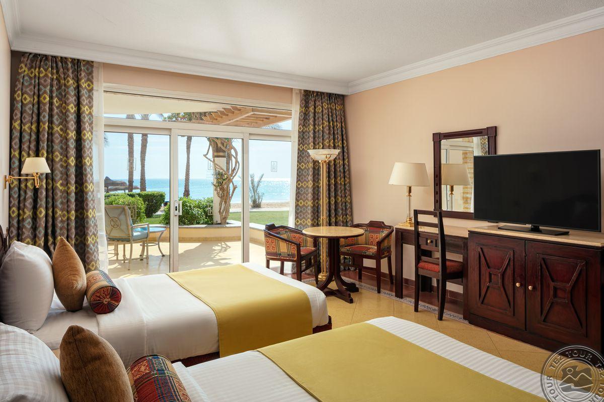 PALM ROYALE SOMA BAY