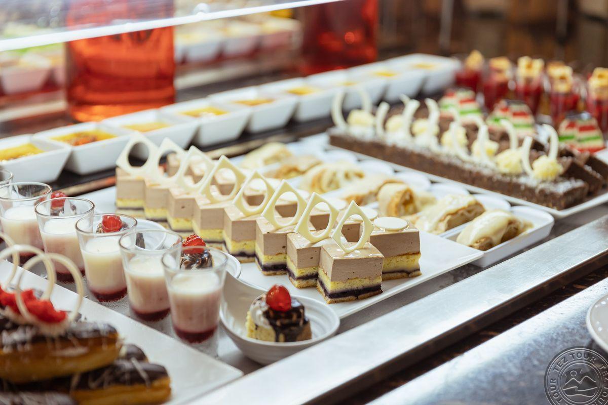 PALM ROYALE SOMA BAY