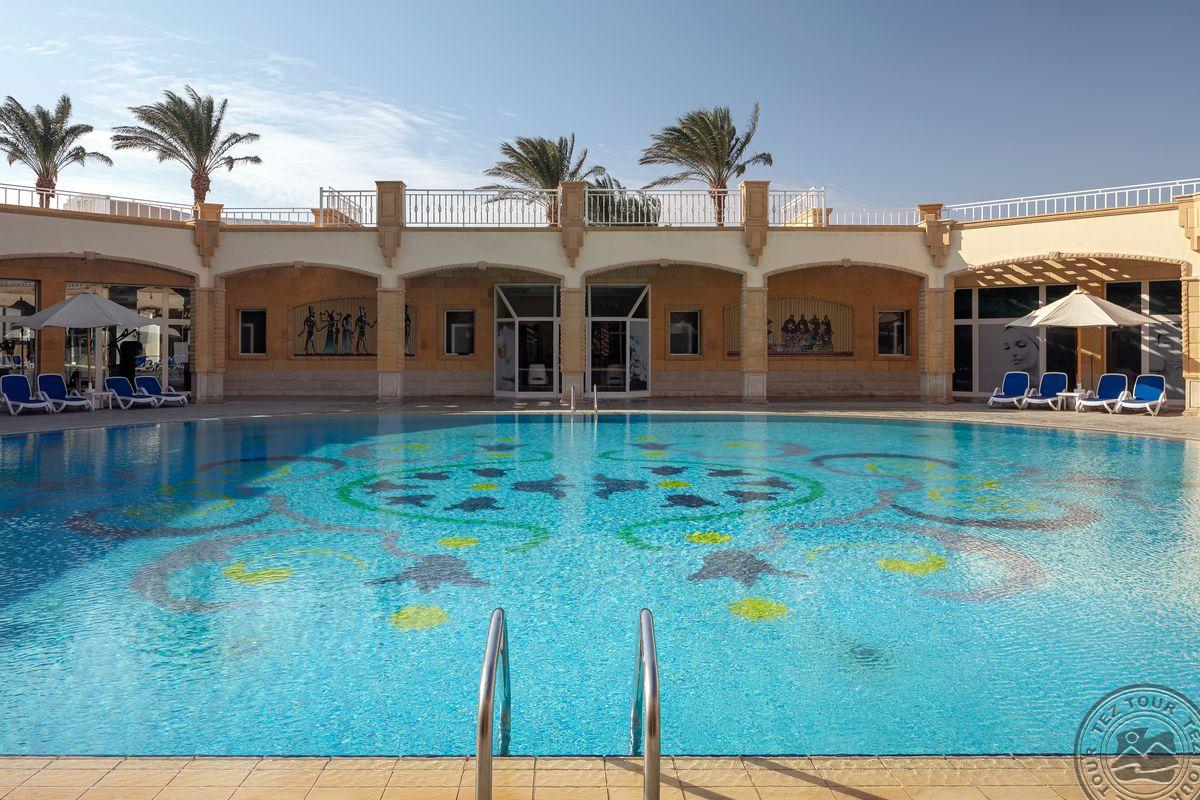 PALM ROYALE SOMA BAY