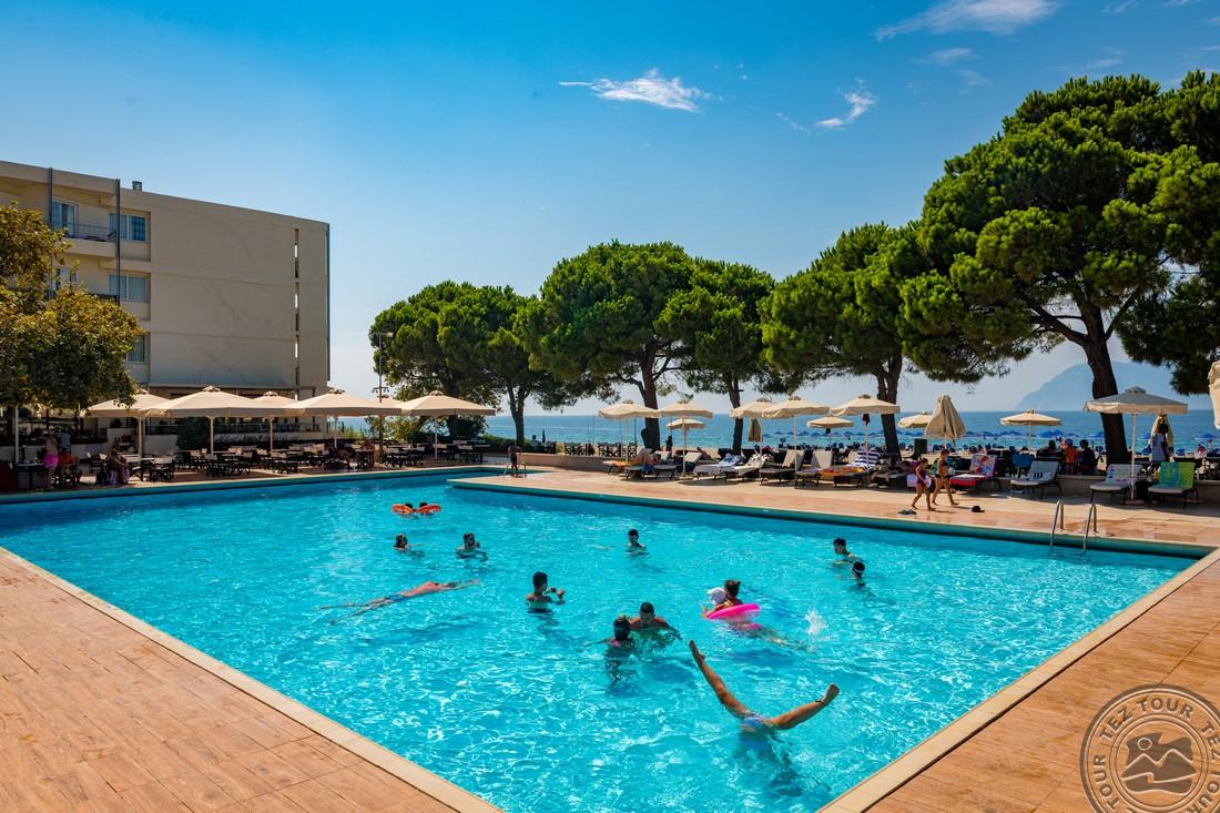 PORTO RIO HOTEL