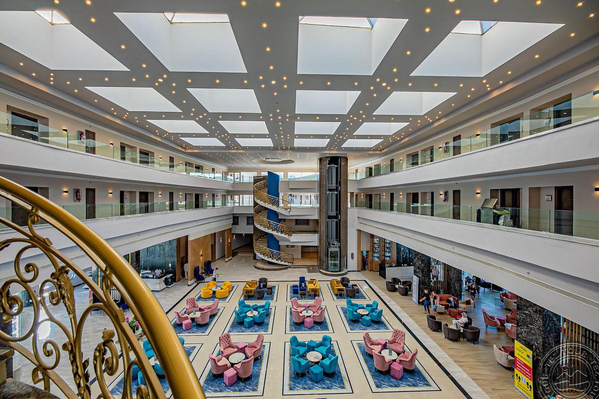 TITANIC RESORT & AQUA PARK