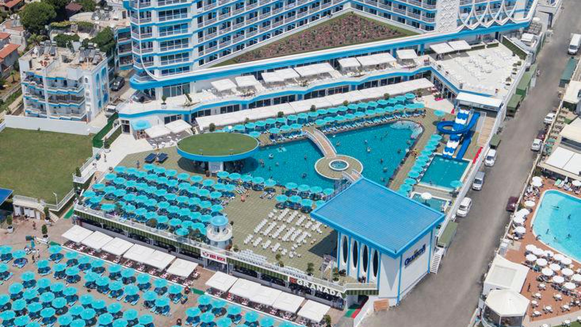 GRANADA LUXURY BEACH