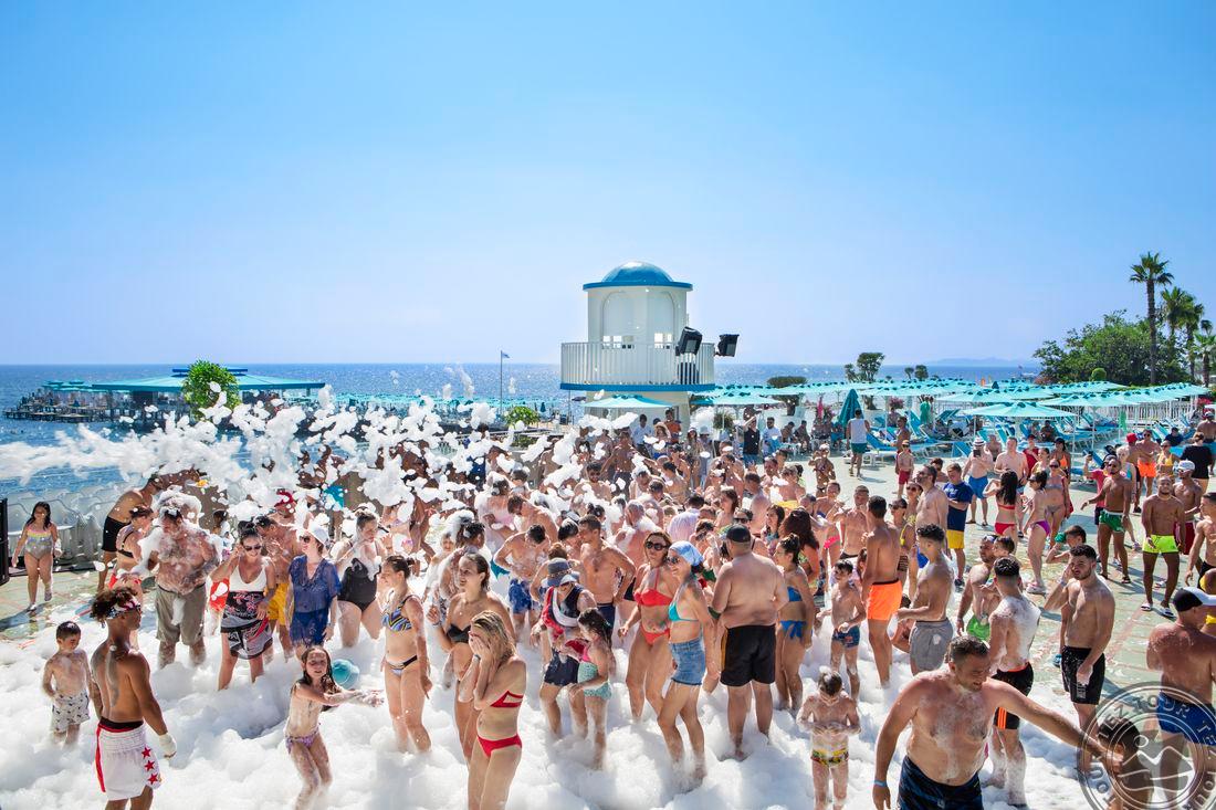 GRANADA LUXURY BEACH