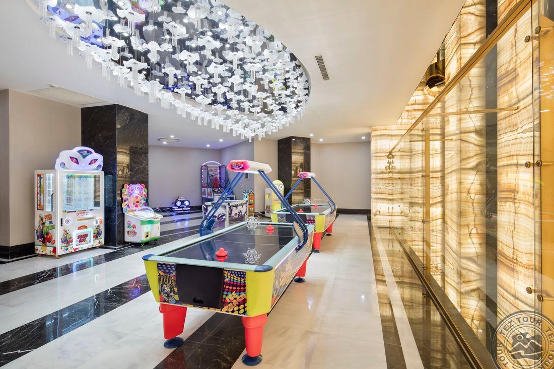 GRANADA LUXURY BEACH