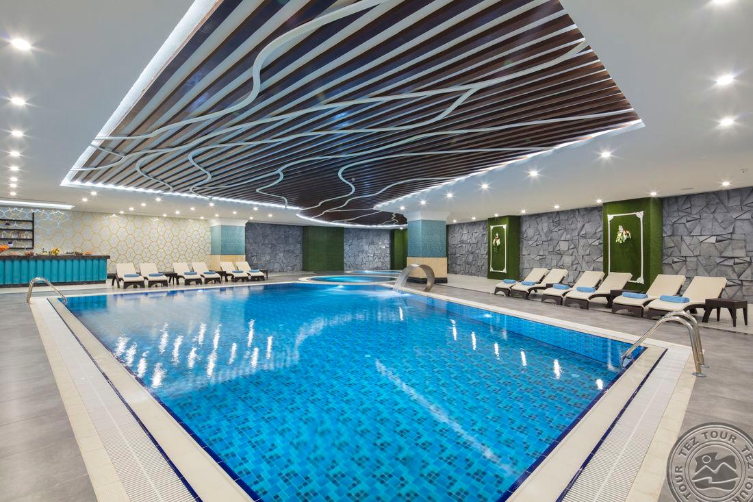 GRANADA LUXURY BEACH